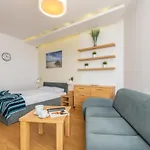 Mierzeja - Marina, Katy Rybackie, 100 M Od Zalewu Wislanego, Bezplatny Meleks Kąty Rybackie