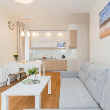 Mierzeja - Marina, Katy Rybackie, 100 M Od Zalewu Wislanego * Kąty Rybackie