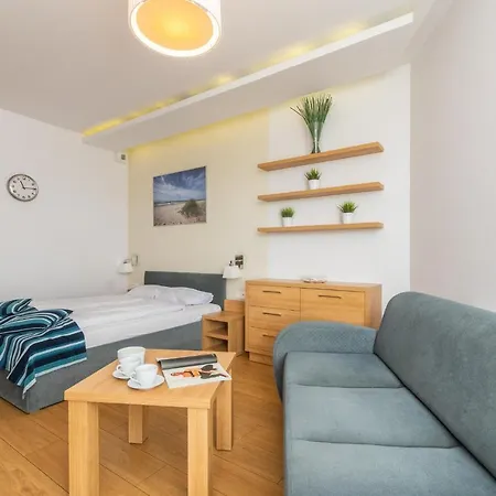 Mierzeja - Marina, Katy Rybackie, 100 M Od Zalewu Wislanego Kąty Rybackie