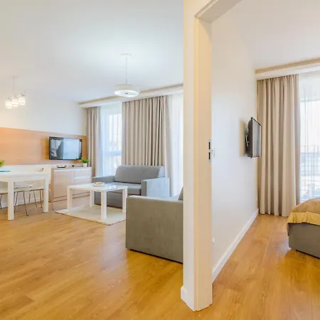 Mierzeja - Marina, Katy Rybackie, 100 M Od Zalewu Wislanego, Bezplatny Meleks