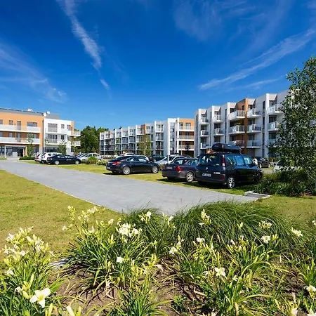 Mierzeja - Marina, Katy Rybackie, 100 M Od Zalewu Wislanego Kąty Rybackie