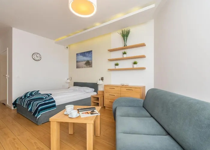 Mierzeja - Marina, Katy Rybackie, 100 M Od Zalewu Wislanego Kąty Rybackie