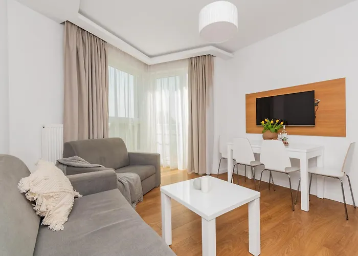 Mierzeja - Marina, Katy Rybackie, 100 M Od Zalewu Wislanego * Kąty Rybackie