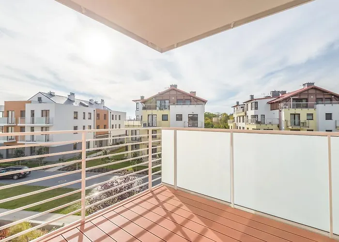 Mierzeja - Marina, Katy Rybackie, 100 M Od Zalewu Wislanego Kąty Rybackie